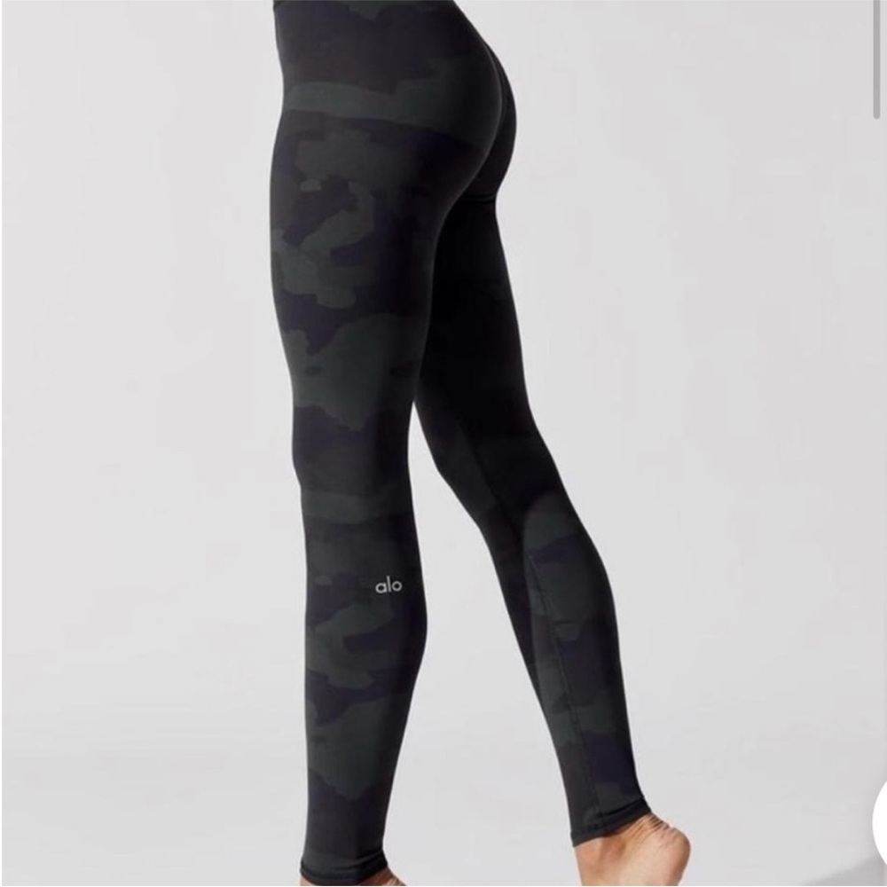 ALO Yoga Vapor Camo Leggings